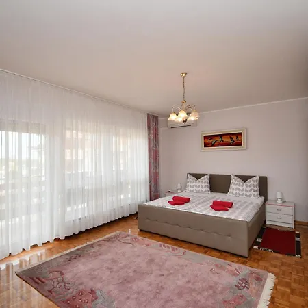 Ana Lägenhet Umag